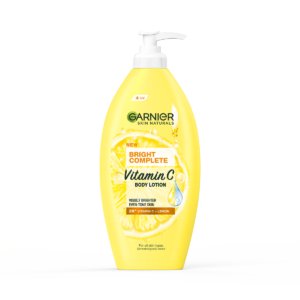 Garnier Bright Complete Vitamin C Body Lotion is a body lotion formulated with 2x pure lemon, which is clinically proven to reduce the appearance of dark spots and even out skin tone. The texture is quickly absorbed and non-greasy. Leaves skin feeling soft, supple and deeply hydrated all day long. The formula contains UVA/UVB filters to protect your skin from the sun. Body lotion for naturally radiant skin. Reduce dark spots and eliminate dark circles on the body with pure lemon extracts. Ready to deliver moisture with intense moisturizer. Can filter UVA and UVB rays Let you show off your beautiful skin with confidence every day. Body lotion enriched with concentrated extracts of lemon 2 times, quickly absorbed into the skin. non sticky Keep your skin soft and moist. flexible all day with moisturizer with another step in the sun